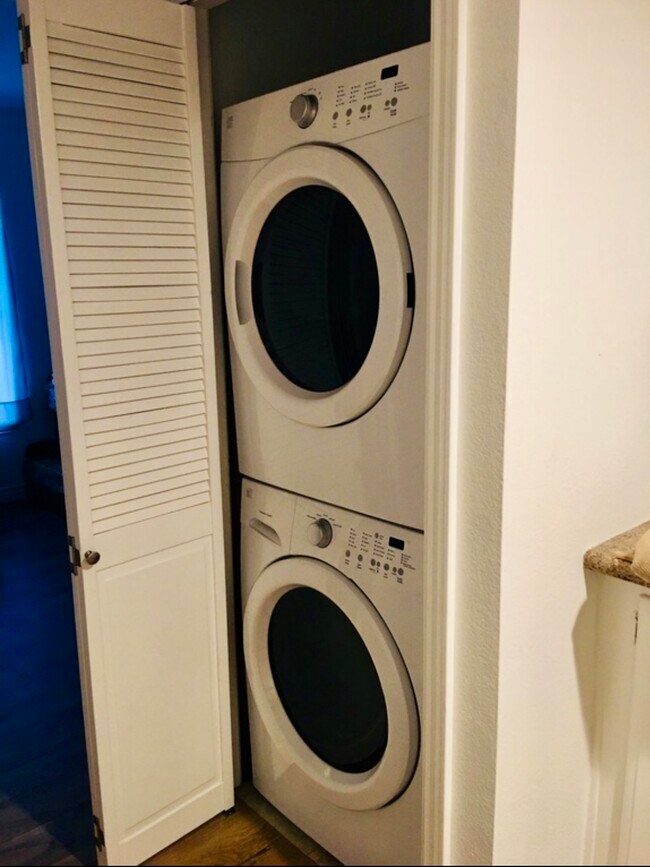 Building Photo - 24379 El Pilar