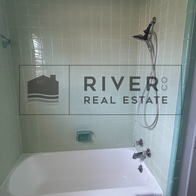 Building Photo - 707 Pasadena Ave