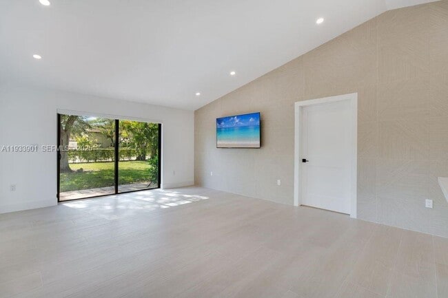 Building Photo - 11256 SW 90th Ln