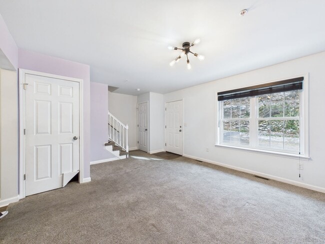 Building Photo - Beautifully Maintained Single-Family Home in Steelton