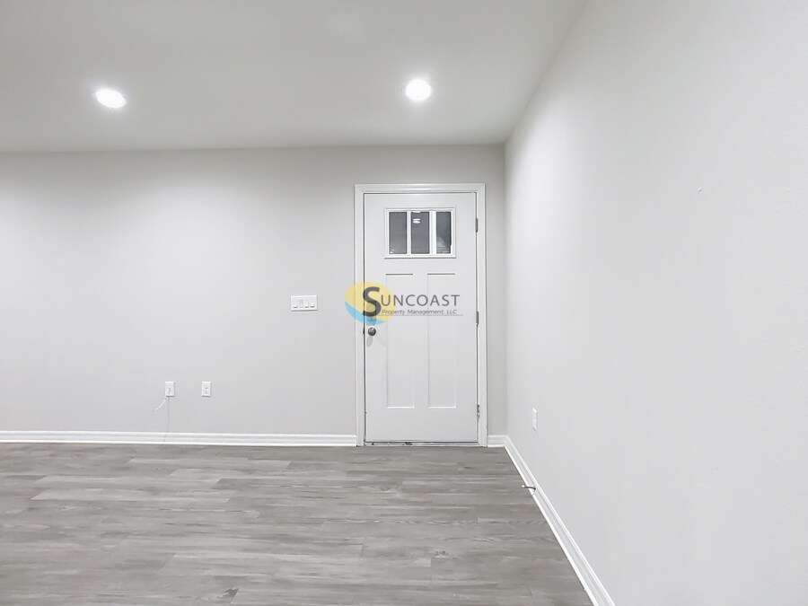 Building Photo - 3821 SW 43rd Ct