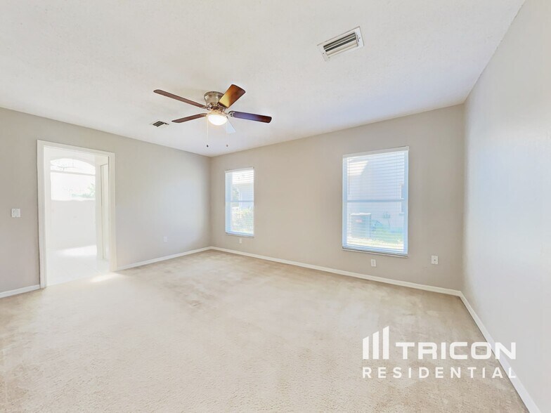 Building Photo - 7419 Valley Ct