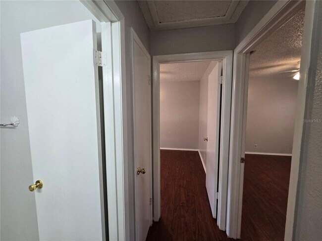 Building Photo - 5665 Struthers Ct