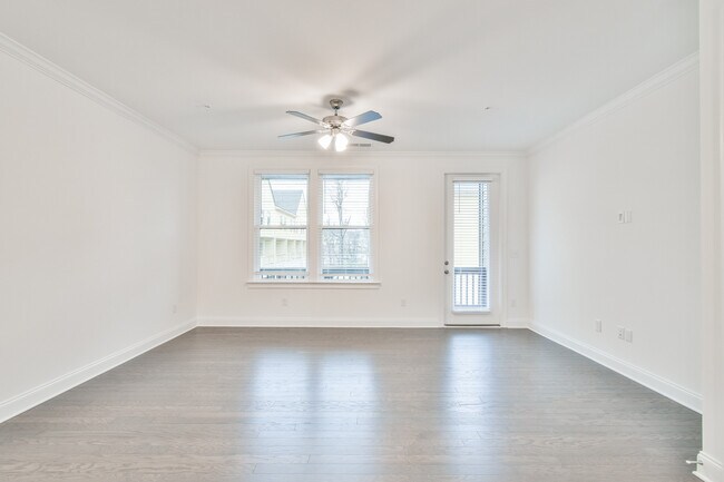 Building Photo - 6528 Beacon Dr