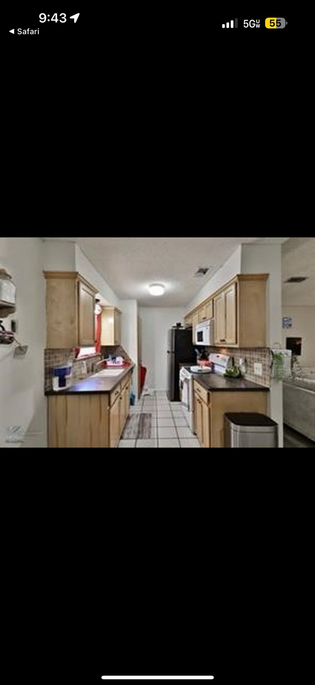 Building Photo - 1742 Chucker Ct