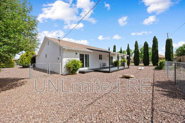 Building Photo - 3486 N Christine Dr