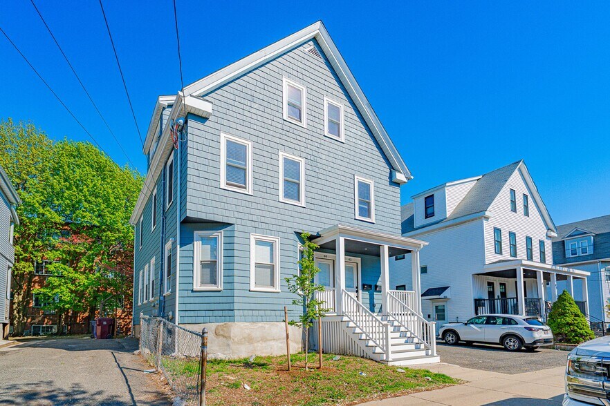 Building Photo - 42 Vernal St