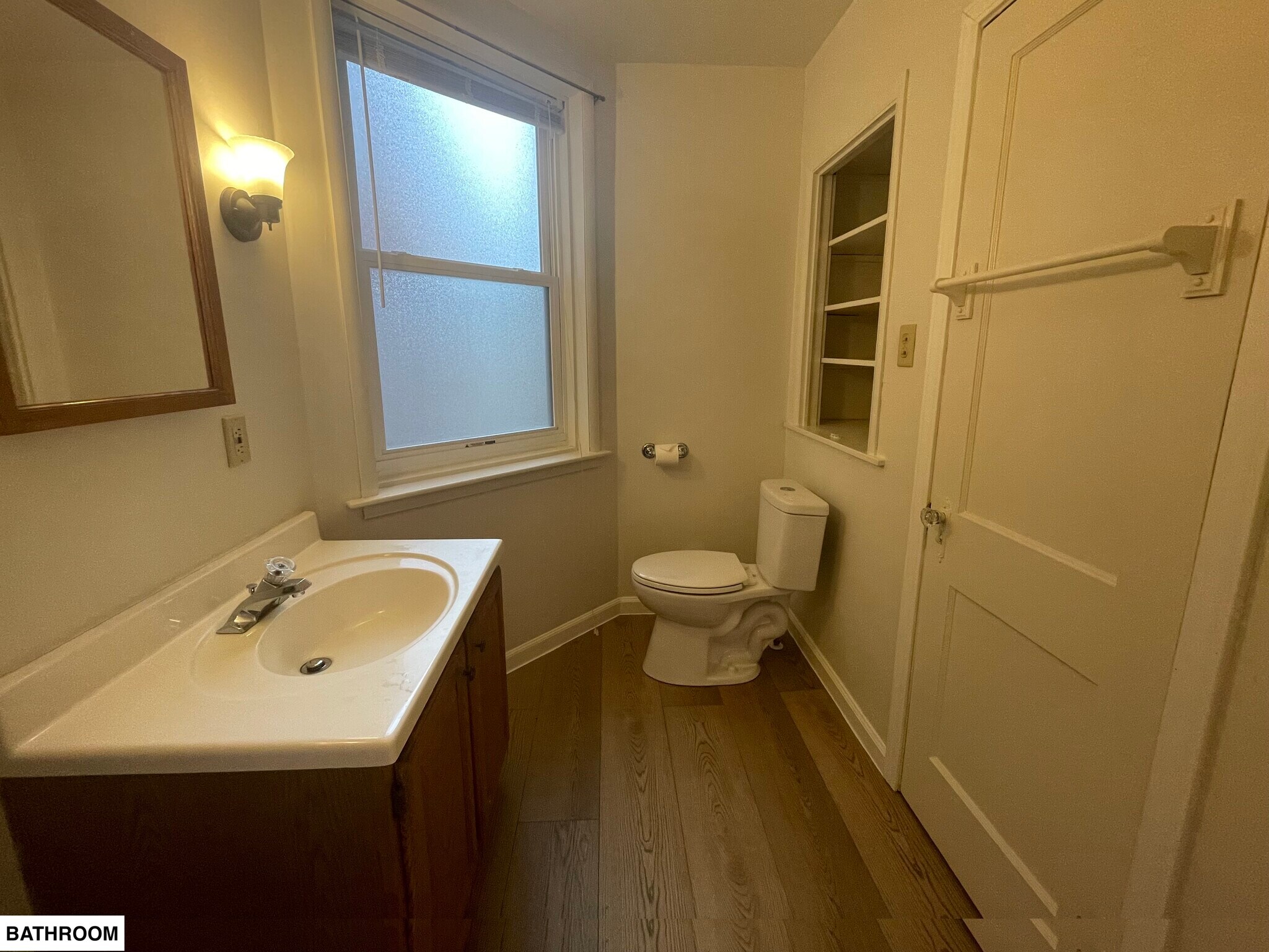 Building Photo - 513 1/2 W James St