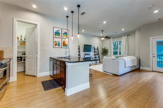 Building Photo - 5914 Hudson St