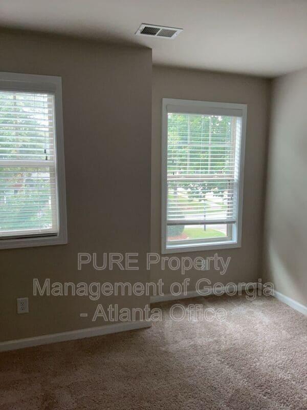 Building Photo - 175 Orchard Dr