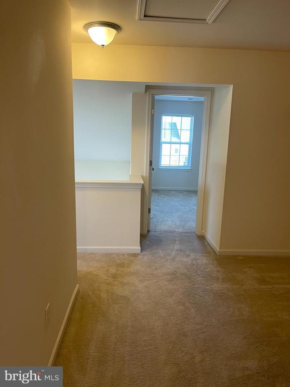 Building Photo - 241 Rossnakill Rd