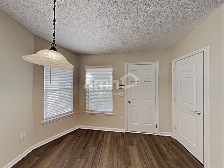 Building Photo - 3414 Fieldstone Ct