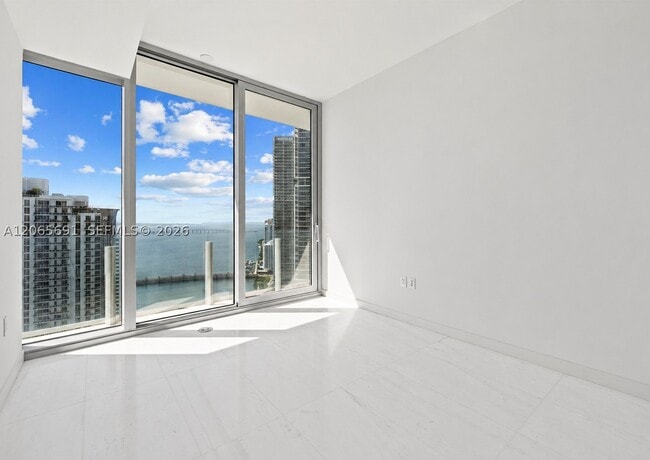 Building Photo - 300 Biscayne Blvd