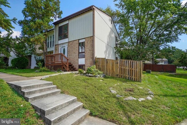 Building Photo - 6351 Rockshire St