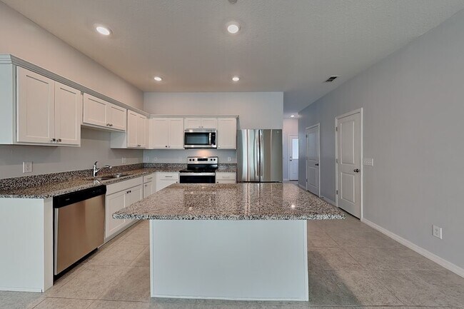 Building Photo - 3326 Azolla St
