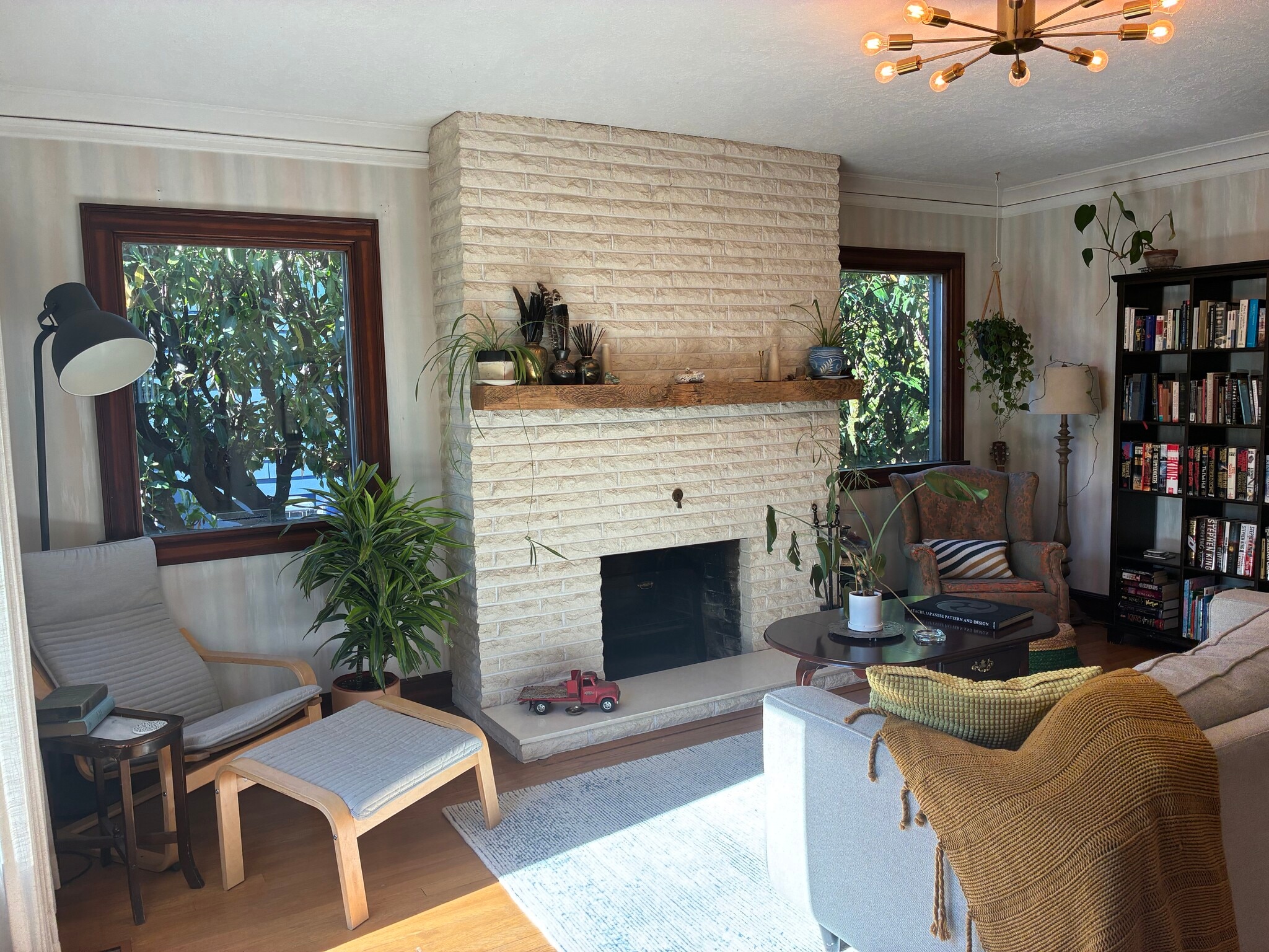 Building Photo - 834 SE 72nd Ave