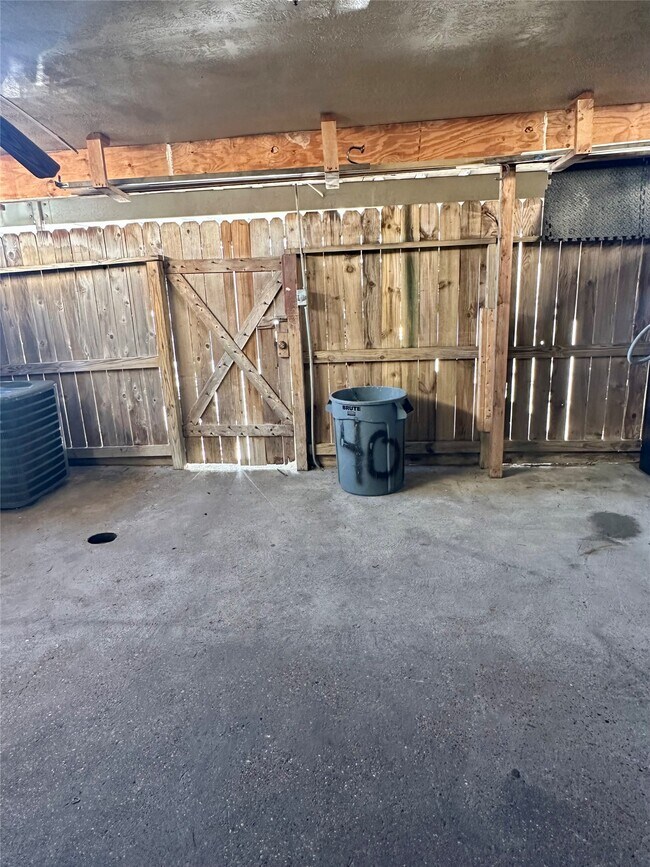 Building Photo - 11685 Alief Clodine Rd