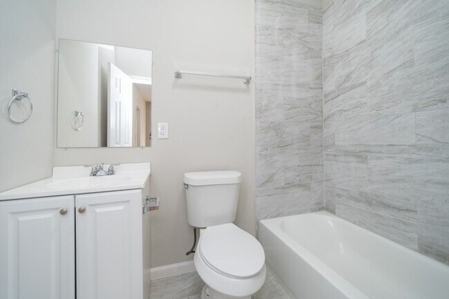 Building Photo - Charming Corner-Lot Home in Bessemer – So ...