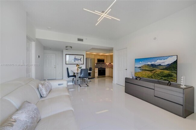 Building Photo - 3500 Coral Wy