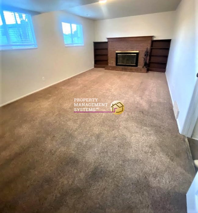 Building Photo - 4 Bedroom Home in Taylorsville!