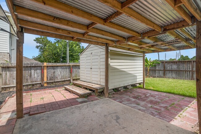 Building Photo - 6727 Shelby Oaks Dr