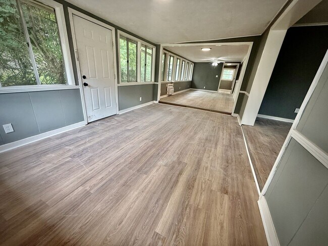 Building Photo - 5114 Old Canton Rd