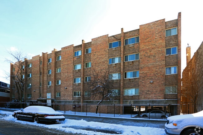 Primary Photo - 1533 W Jarvis Ave