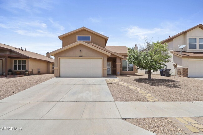 Primary Photo - 2933 Pebble Rock Pl