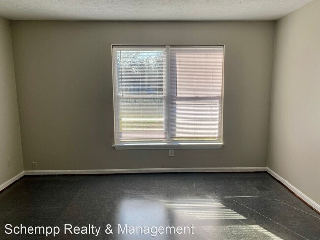 Building Photo - 3 br, 1 bath House - 2433 Slevin St. #2
