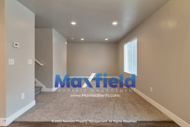 Building Photo - 529 Fox Chase Dr