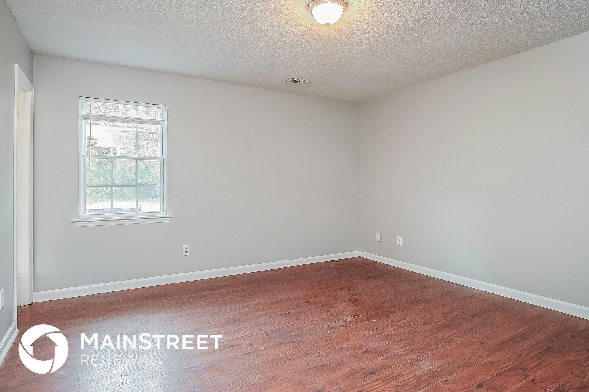 Building Photo - 413 Pineland Ave