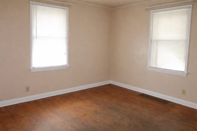 Building Photo - 4BR NE Canton home for rent