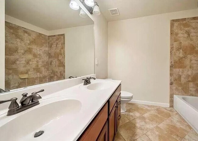 Building Photo - 13276 Warrensville Cove