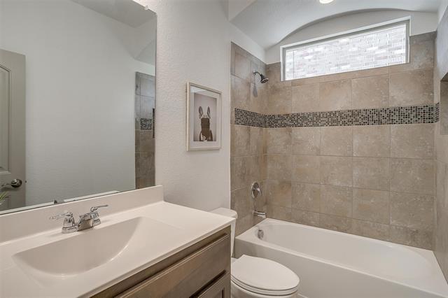 Building Photo - 1424 Doe Meadow Dr