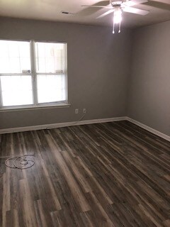 Building Photo - 4040 Cedars Pkwy