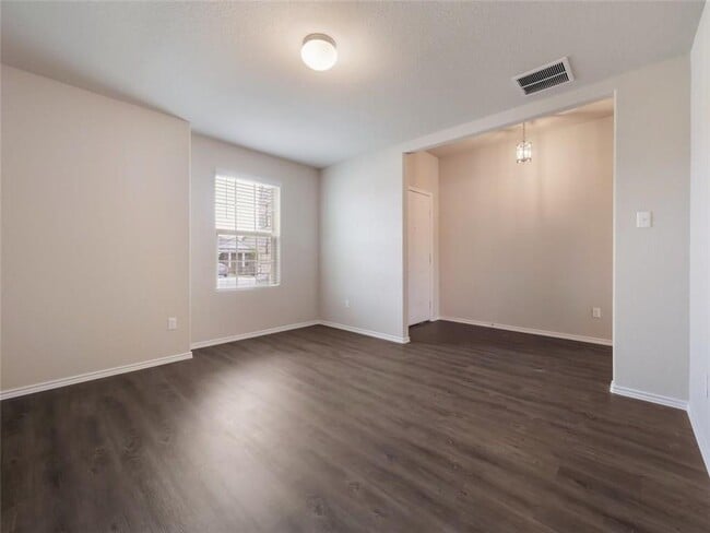 Building Photo - 11808 Reindeer Dr