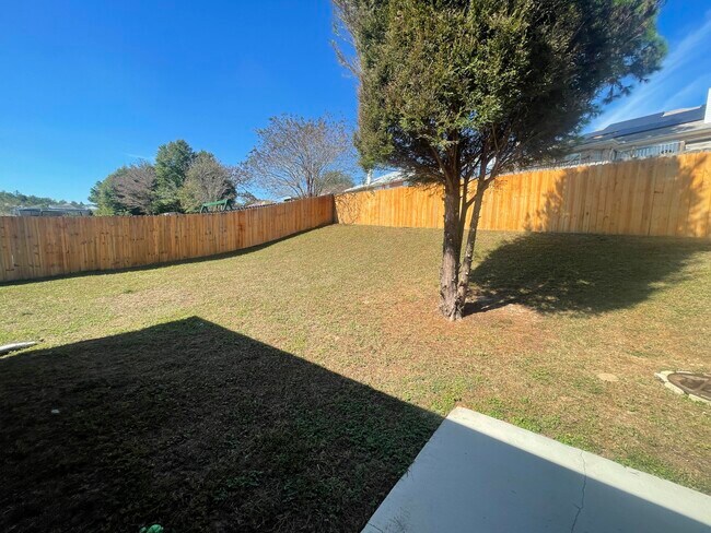 Building Photo - 5196 Whitehurst Ln