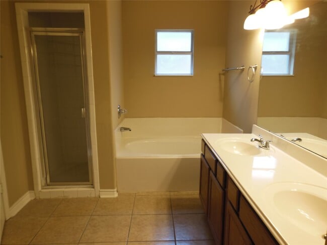 Building Photo - 5311 Misty Moon Dr