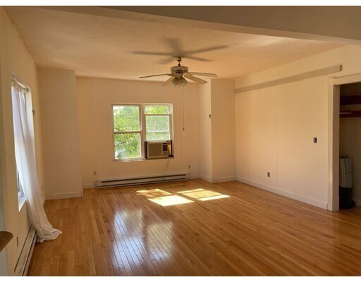 Primary Photo - 42 Dennison Ave