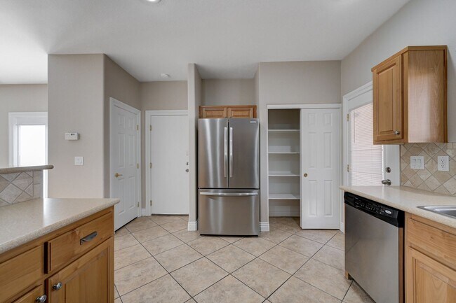 Building Photo - NORTHWEST - 2 STORY HOME - 89149