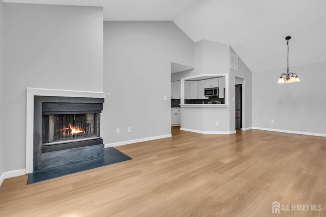 Building Photo - 2212 Candlelight Ct