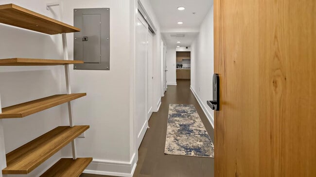 Building Photo - 815 V St NW