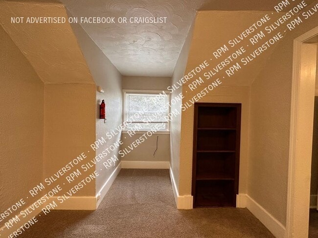 Building Photo - 509 E. George-