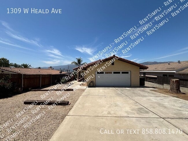 Building Photo - 1309 W Heald Ave