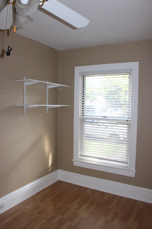 Building Photo - 1015 E 10th Ave