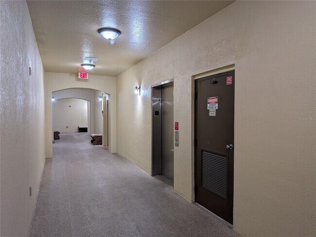 Building Photo - 11562 Amidship Ln