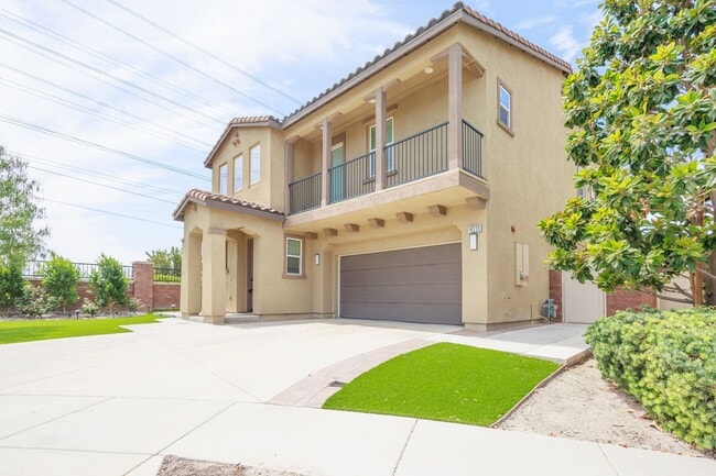 Building Photo - 16220 Retreat Ct