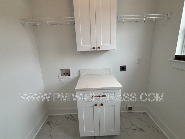 Building Photo - 106 Jennie Dr