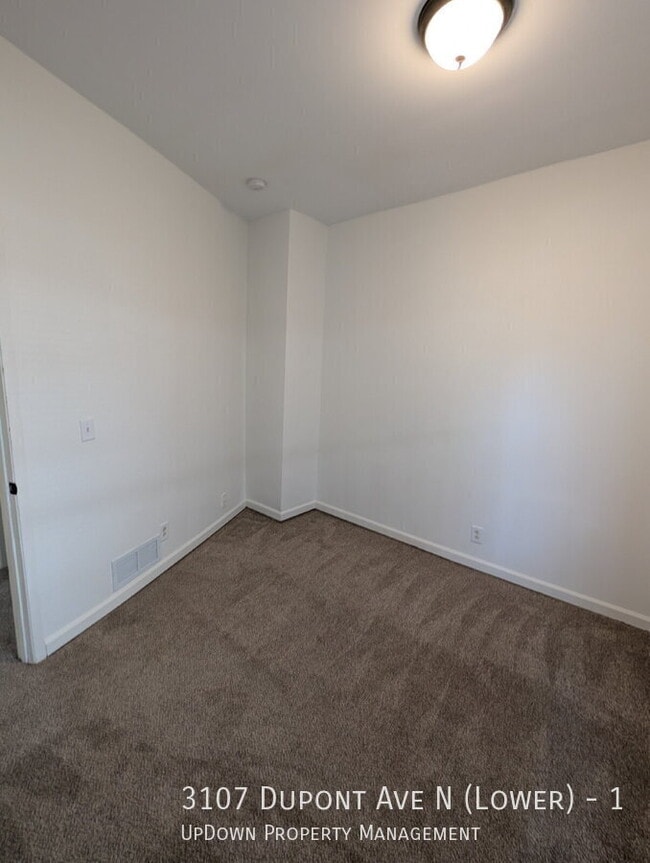 Building Photo - 3107 Dupont Ave N