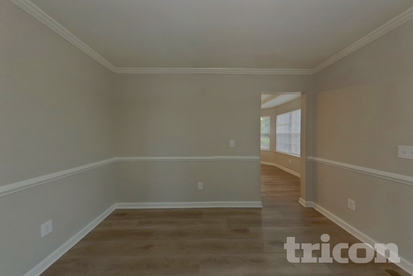Building Photo - 1105 Glendevon Cir